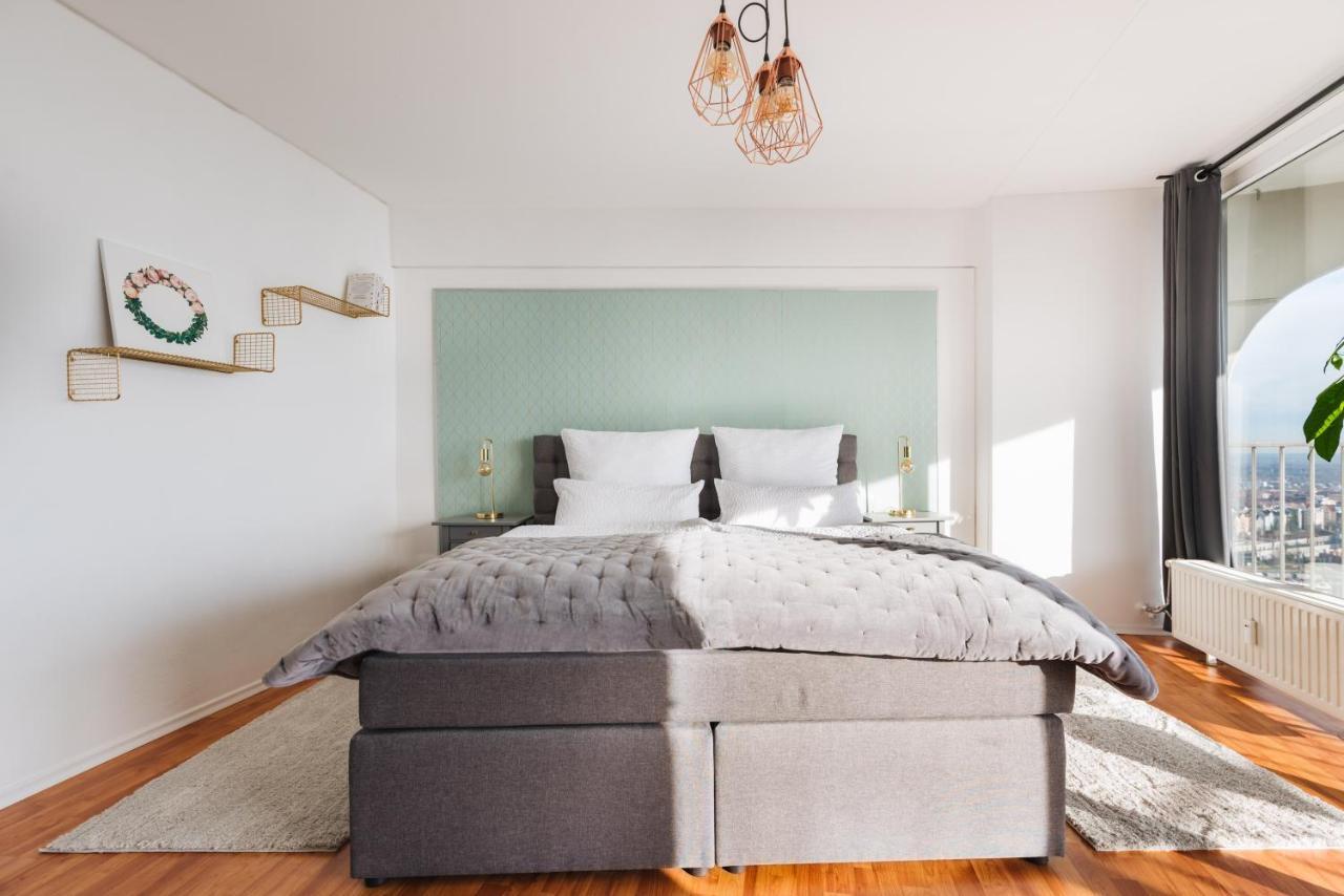 Great City View I 26 Floor I Netflix And Boxspringbed Augsburg Buitenkant foto